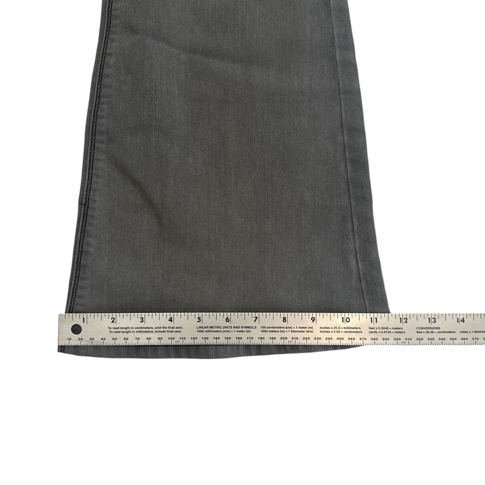 🖤Free People Charcoal Gray Flared Jeans with Elastic Waist - Size 27 - Picture 5 of 10